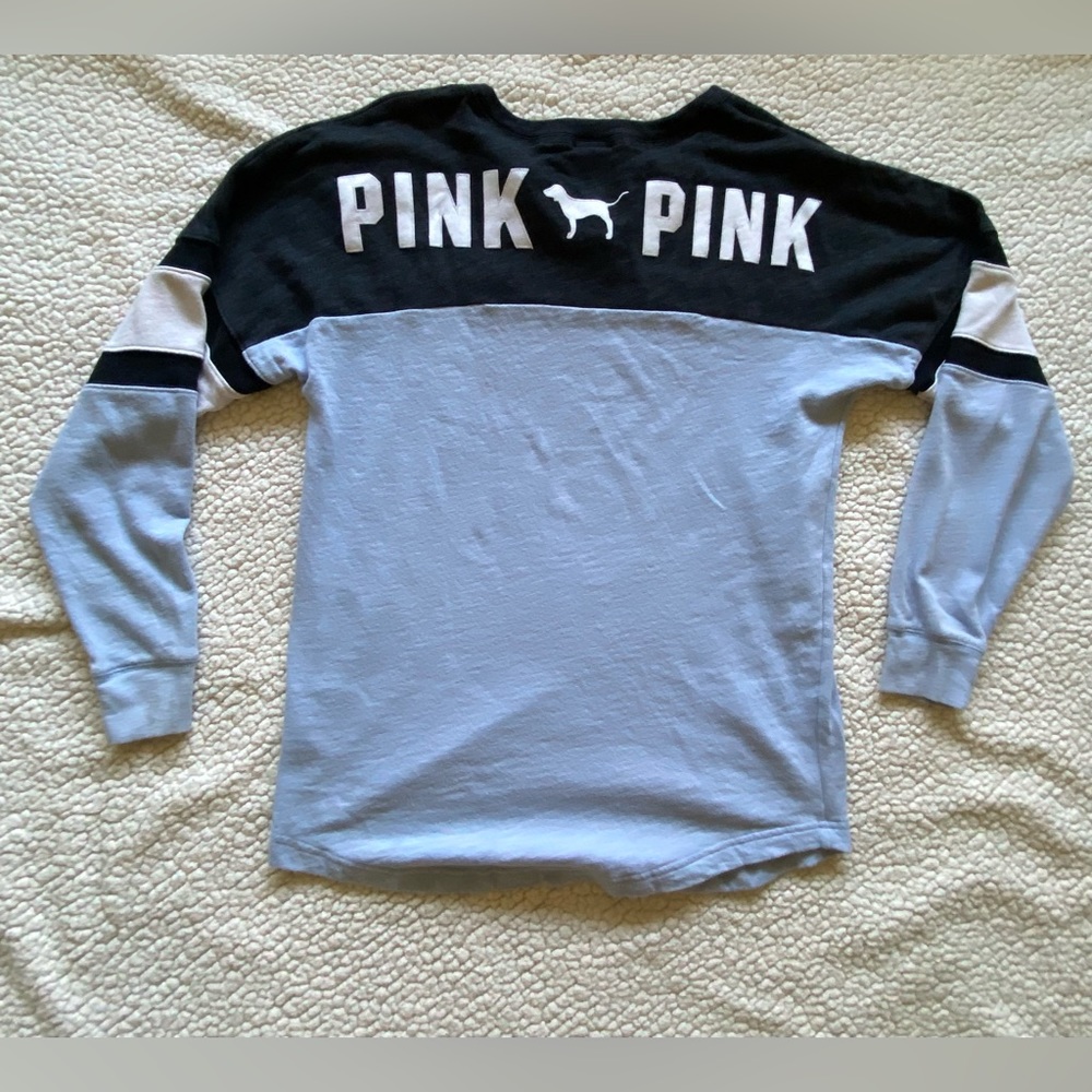 Victoria’s Secret PINK Sweater - Picture 2 of 2